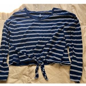 PACSUN/ ME TO WE long sleeved crop